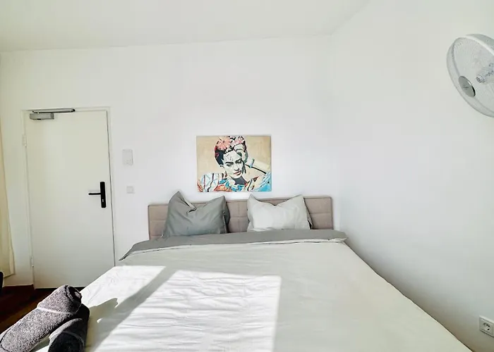 Apartment Comfortable Private In 5br Near Kaufpark Alterlaa *