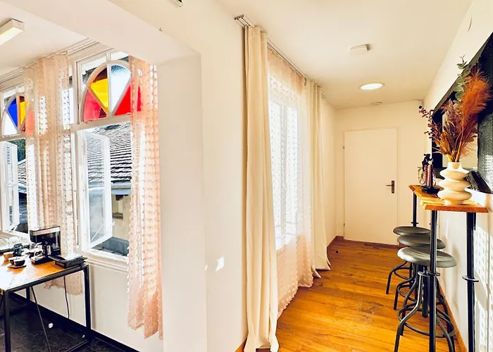 Apartment Comfortable Private In 5br Near Kaufpark Alterlaa