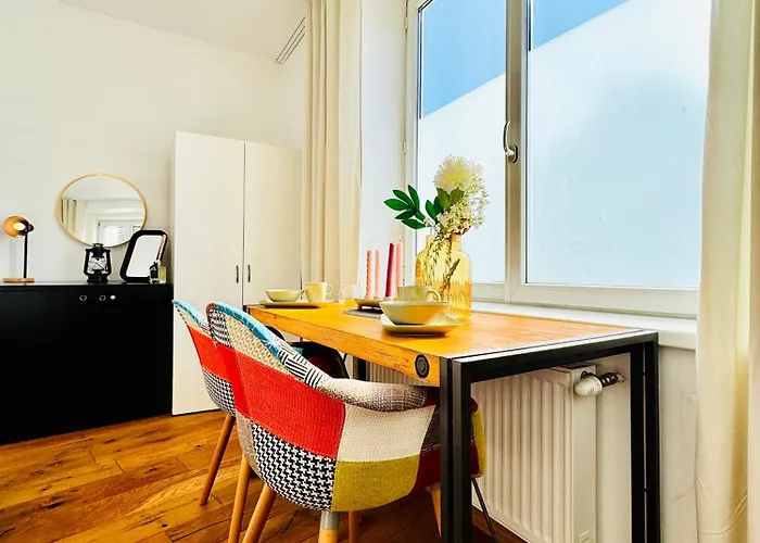 Apartment Comfortable Private In 5br Near Kaufpark Alterlaa