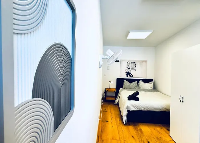 Comfortable Private In 5br Near Kaufpark Alterlaa Vienna