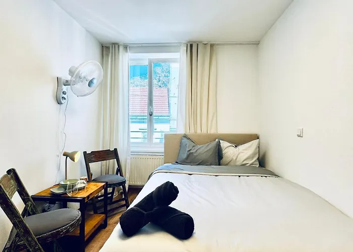 Comfortable Private In 5br Near Kaufpark Alterlaa Apartment Vienna