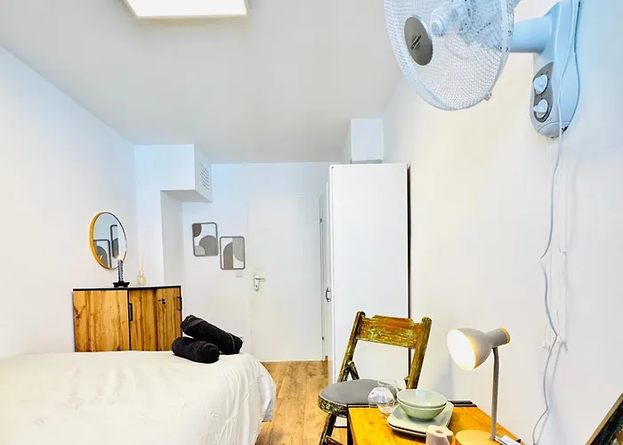 Apartment Comfortable Private In 5br Near Kaufpark Alterlaa
