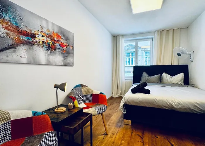Comfortable Private In 5br Near Kaufpark Alterlaa