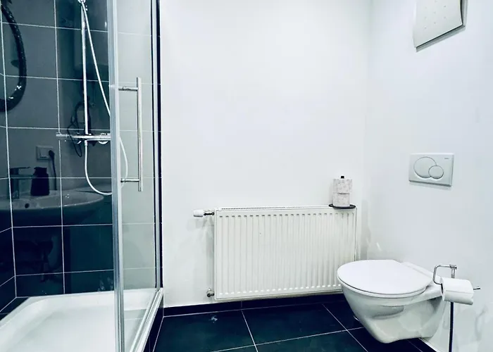 Apartment Comfortable Private In 5br Near Kaufpark Alterlaa *