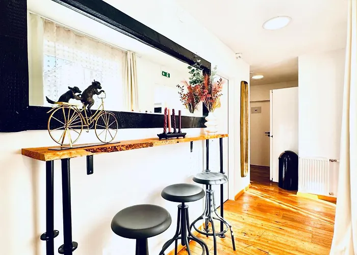 Apartment Comfortable Private In 5br Near Kaufpark Alterlaa
