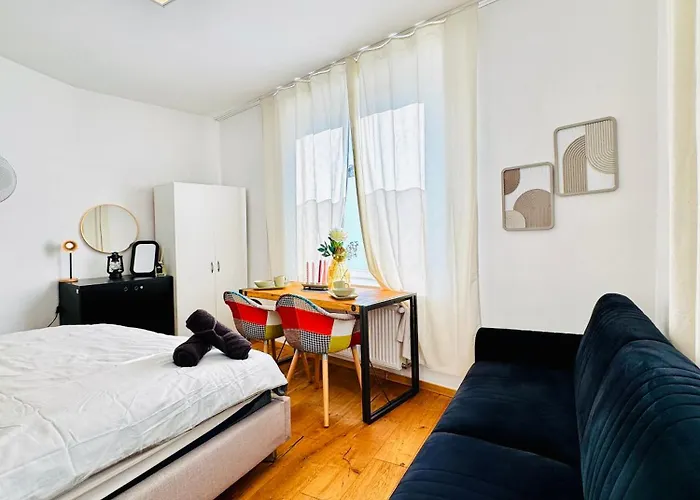 Apartment Comfortable Private In 5br Near Kaufpark Alterlaa *